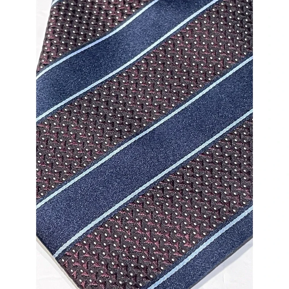 CANALI Italy Mens Silk Necktie Navy Blue Burgundy Stripe Micro Pattern 3.5